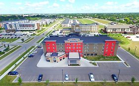 Baymont Inn And Suites Grand Forks Nd